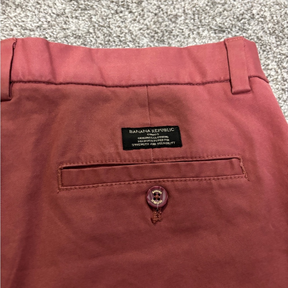 Banana Republic Aiden Chino coral color like new condition . Worn once. 32/32 - Picture 5 of 10